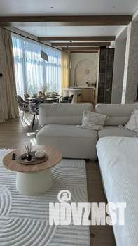 Дом 120м², 3-этажный, посуточно,