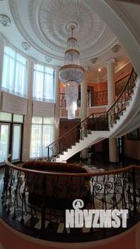 Коттедж 1091м², 3-этажный, на длительный срок,