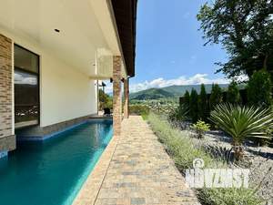 Дом 250м², 3-этажный, посуточно,