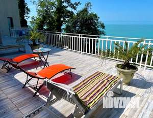 Дом 350м², 3-этажный, посуточно,