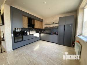 Дом 600м², 3-этажный, посуточно,