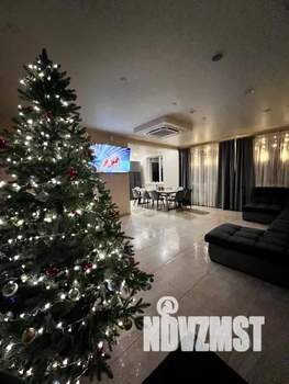 Дом 560м², 3-этажный, посуточно,