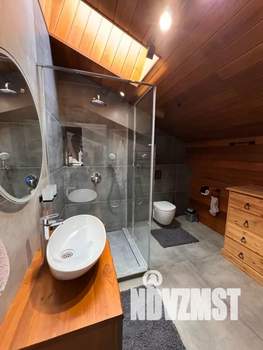 Дом 260м², 3-этажный, посуточно,