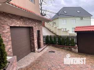 Дом 180м², 3-этажный, посуточно,