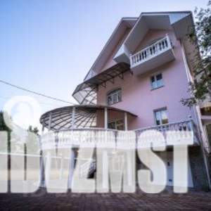 Дом 280м², 4-этажный, посуточно,