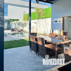 Дом 170м², 2-этажный, посуточно,