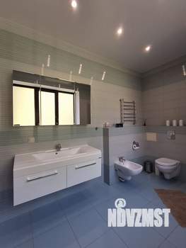 Дом 1200м², 2-этажный, посуточно,