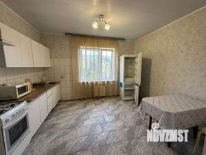 Дом 100м², 2-этажный, на длительный срок,