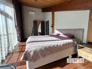 Дом 260м², 3-этажный, посуточно,