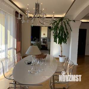 Дом 457м², 3-этажный, посуточно,