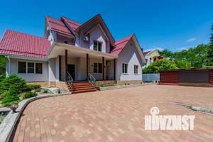 Дом 383м², 2-этажный, посуточно,