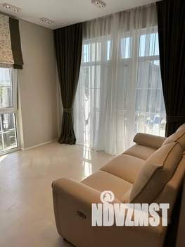 Дом 180м², 2-этажный, посуточно,