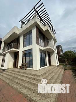 Дом 300м², 3-этажный, посуточно,