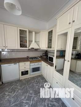 Дом 420м², 3-этажный, посуточно,