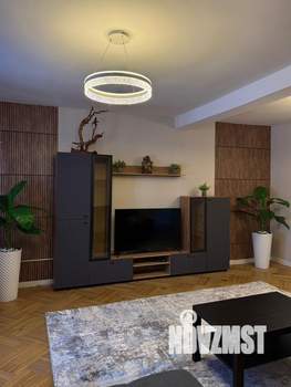 Дом 300м², 3-этажный, на длительный срок,