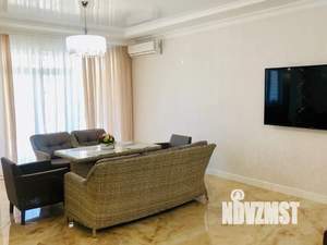 Дом 250м², 2-этажный, посуточно,