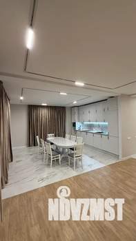 Дом 290м², 2-этажный, посуточно,