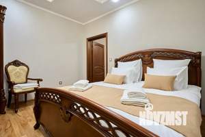 Дом 480м², 3-этажный, посуточно,