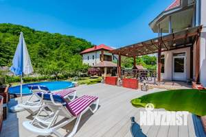 Дом 383м², 2-этажный, посуточно,