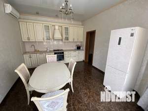 Дом 215м², 2-этажный, посуточно,