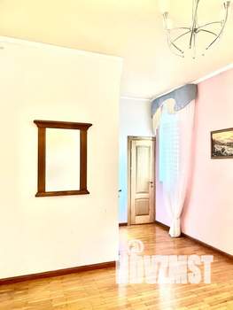 Дом 250м², 2-этажный, посуточно,