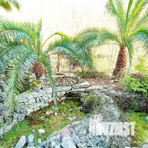 Дом 2000м², 3-этажный, посуточно,