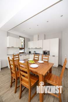 Коттедж 180м², 2-этажный, на длительный срок,