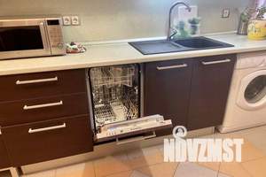 Дом 280м², 4-этажный, посуточно,