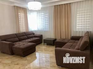 Дом 250м², 2-этажный, посуточно,