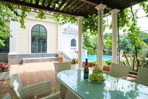 Дом 523м², 3-этажный, посуточно,