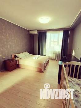 Дом 250м², 3-этажный, посуточно,