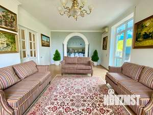 Дом 250м², 2-этажный, посуточно,