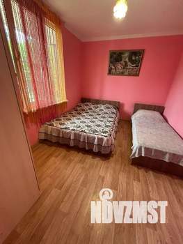 Дом 48м², 2-этажный, посуточно,