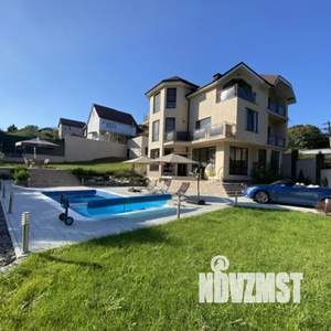 Дом 250м², 3-этажный, посуточно,