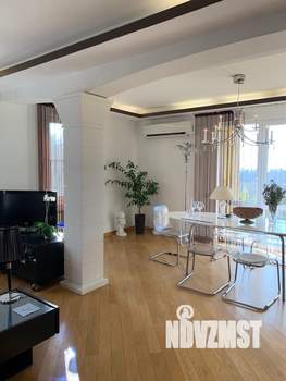 Дом 457м², 3-этажный, на длительный срок,