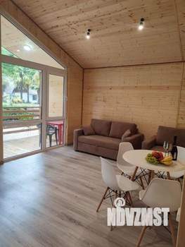 Дом 42м², 2-этажный, посуточно,