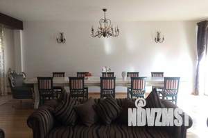 Дом 500м², 2-этажный, посуточно,