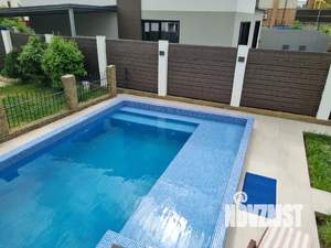 Дом 50м², 3-этажный, посуточно,