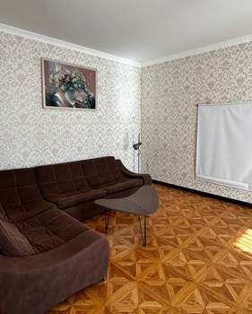 Дом 200м², 2-этажный, на длительный срок,