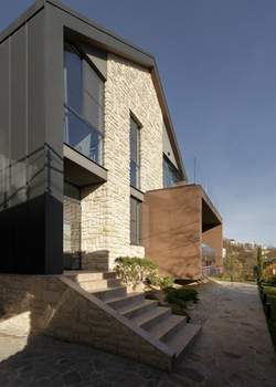 Дом 220м², 2-этажный, на длительный срок,