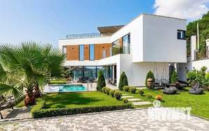 Дом 258м², 2-этажный, посуточно,