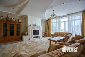 Дом 450м², 4-этажный, посуточно,