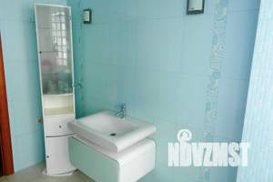 Дом 300м², 3-этажный, посуточно,