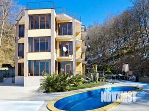 Дом 2000м², 3-этажный, посуточно,