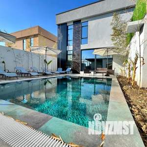 Дом 170м², 2-этажный, посуточно,