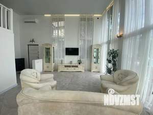 Дом 200м², 3-этажный, посуточно,