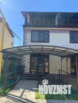 Дом 100м², 3-этажный, посуточно,