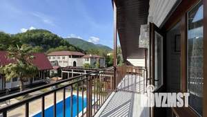 Дом 350м², 2-этажный, посуточно,