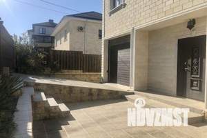 Дом 250м², 2-этажный, посуточно,