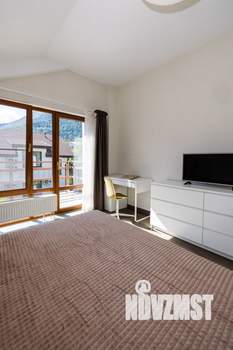 Коттедж 180м², 2-этажный, на длительный срок,